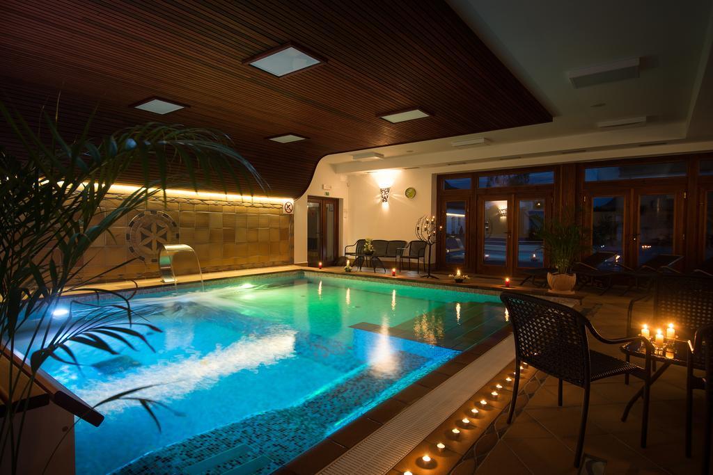 Wellness Hotel & Minipivovar Knezinek Ceske Budejovice Exterior photo